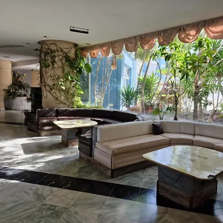 Zefiro Apartment *